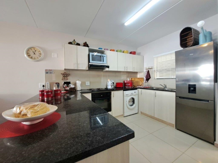 2 Bedroom Property for Sale in Admirals Park Western Cape